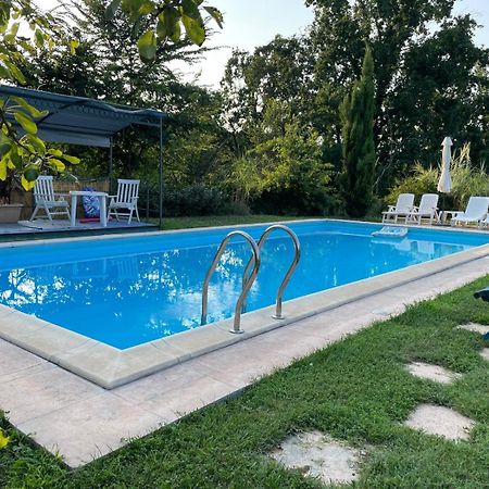Tenuta Nissole Rocchetta Tanaro Buitenkant foto